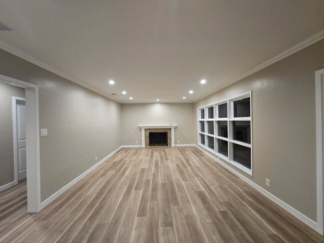 Building Photo - 12715 Glynn Ave