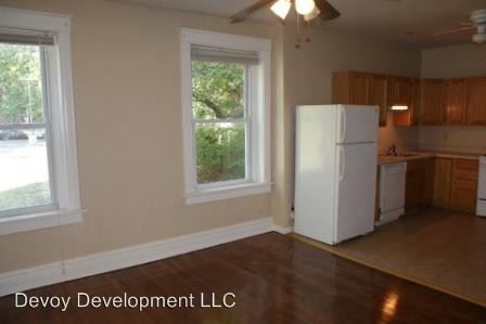 Foto del edificio - 4167-412W W Pine Blvd