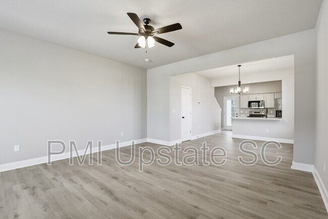 Foto del edificio - 109 Virginia Ave