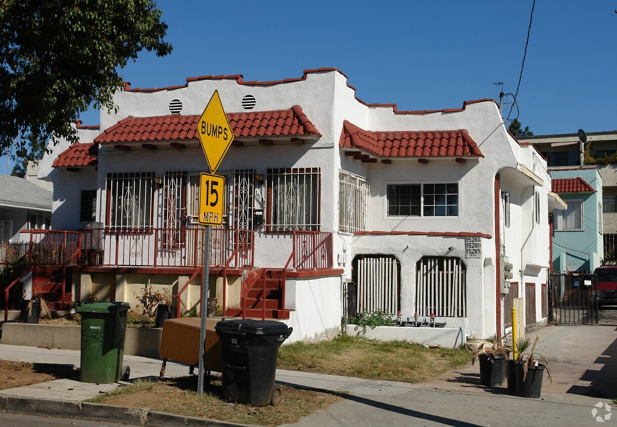 Foto principal - 1528-1530 Alexandria Ave