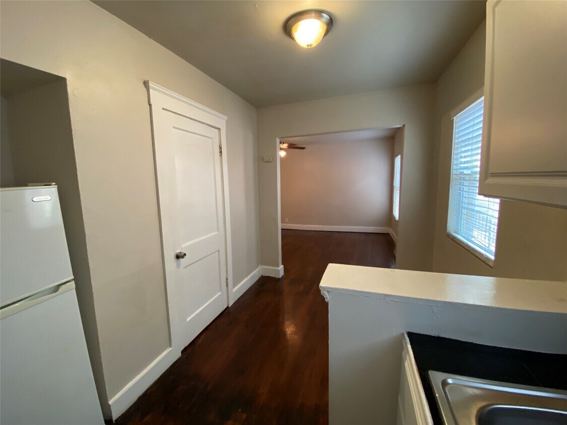 Foto del edificio - 1624 Holman St