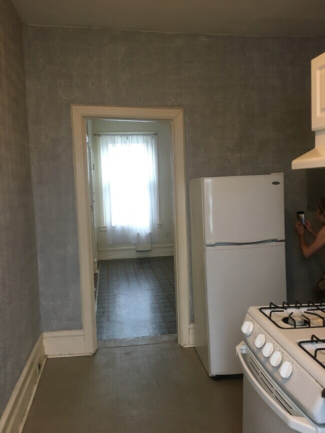 Foto del edificio - 2219 Parrish St