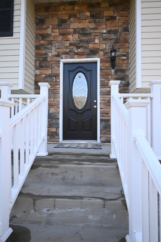 Foto del edificio - 615 Concord Rd