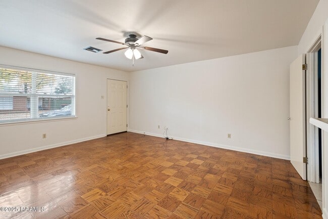 Building Photo - 195 Whittington Dr