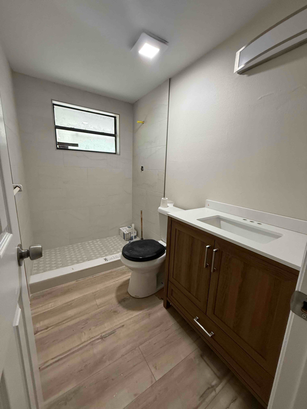 Foto del edificio - 5309 Murdock Ave
