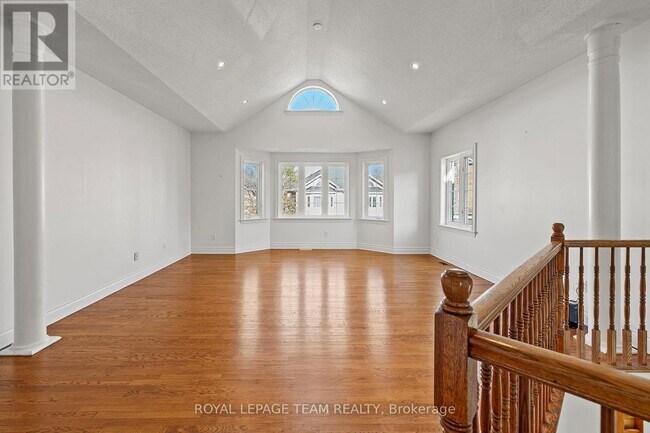 Building Photo - 51 Castle Glen Crescent