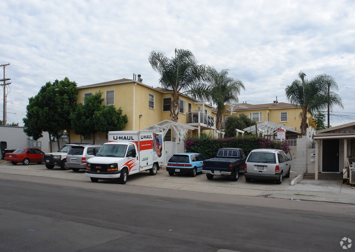 Primary Photo - 3429 43rd St