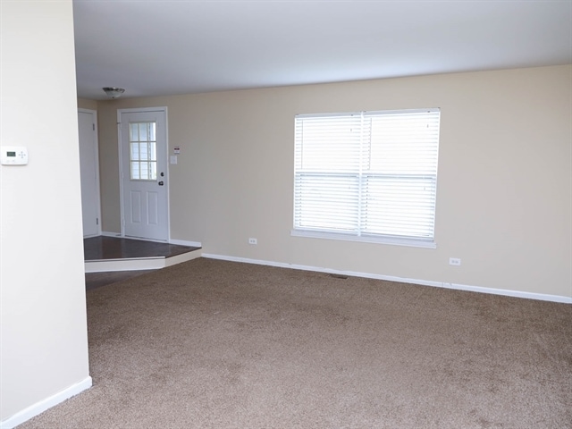 Building Photo - 1309 Bluejay Lane