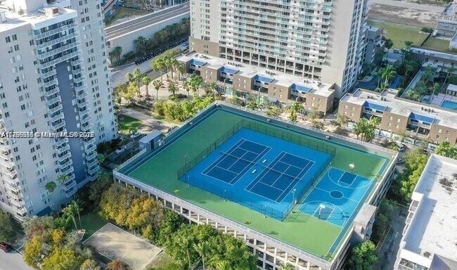 Foto del edificio - 850 N Miami Ave