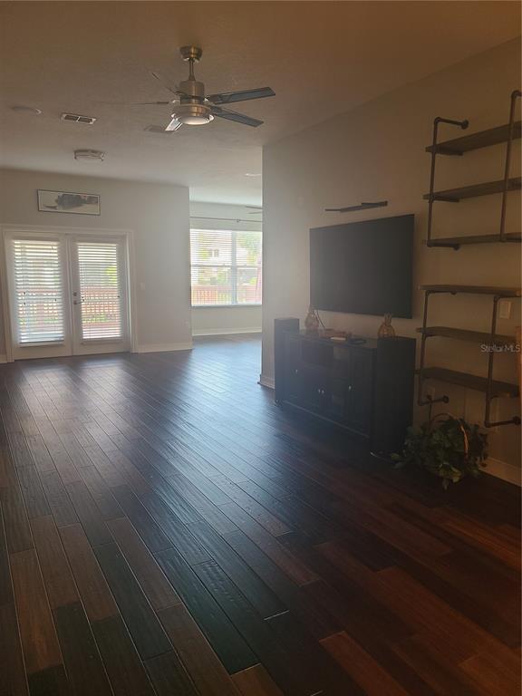 Building Photo - 10432 La Mirage Ct