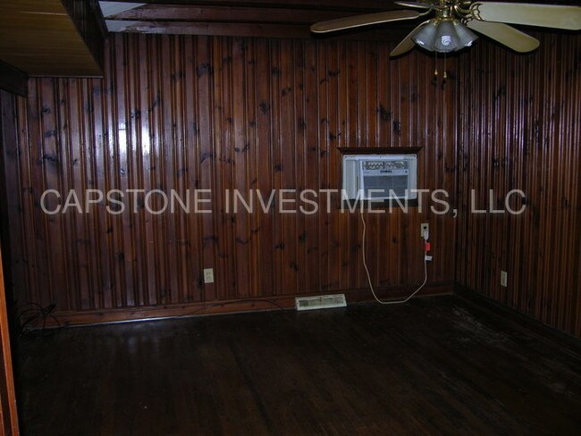 Foto del edificio - 301 S Link Ave