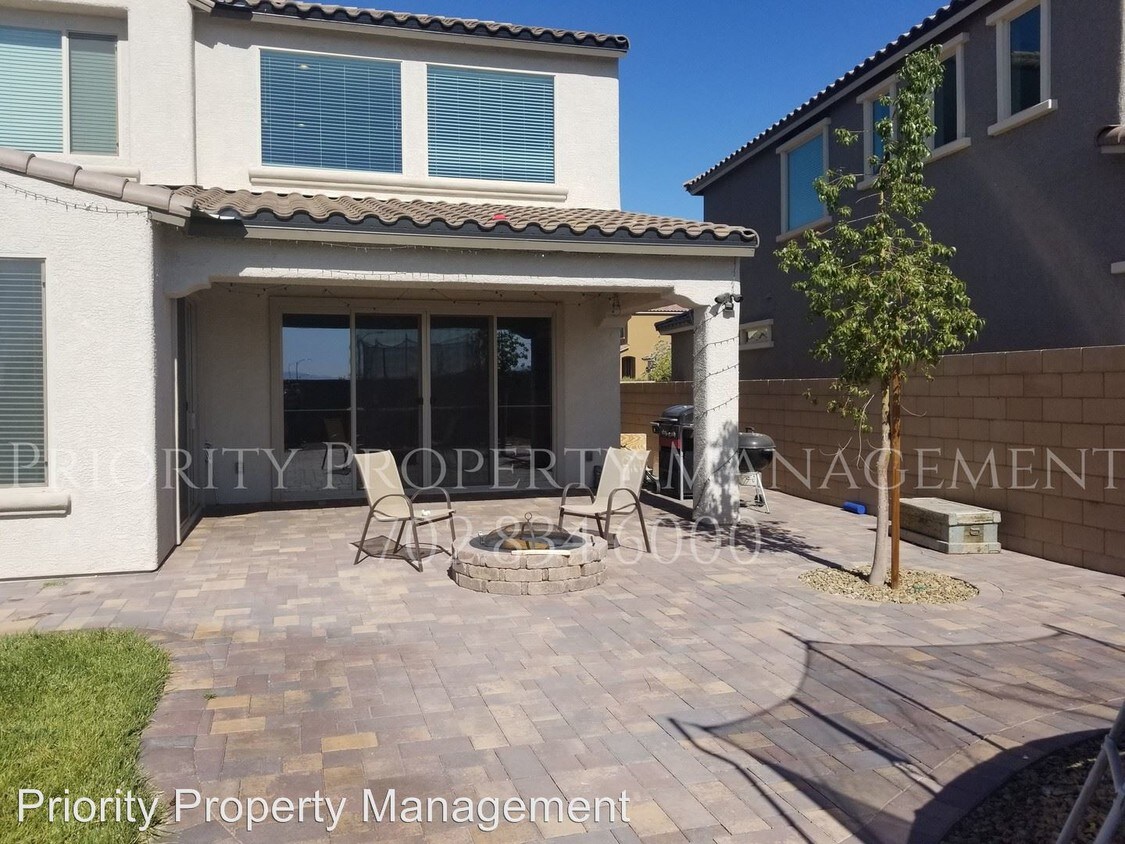 Foto principal - 8212 Serpentine Sands St