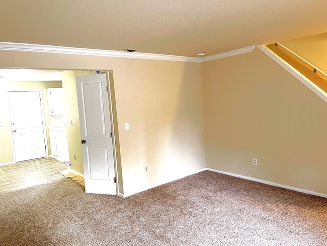 Living Room - 5604 96th St E