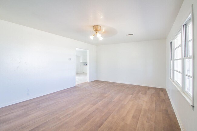 Foto del edificio - Great 3 Bedroom Home in Central Lubbock