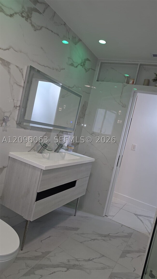 Foto del edificio - 441 NW 30th Pl