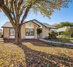 Building Photo - 2800 Rice Dr