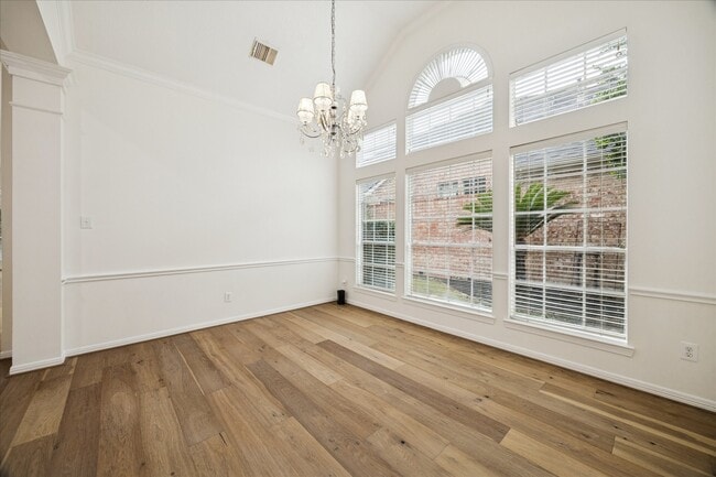 Foto del edificio - 1523 Orchard Park Dr