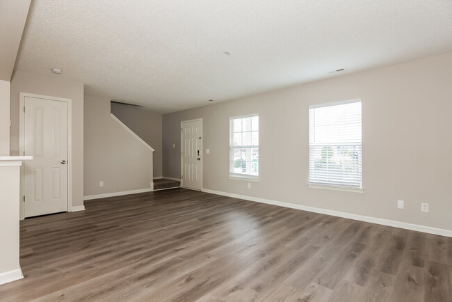 Foto del edificio - 9809 Holly Park Dr