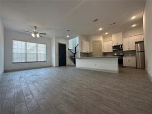 Building Photo - 10547 Anna Island Dr