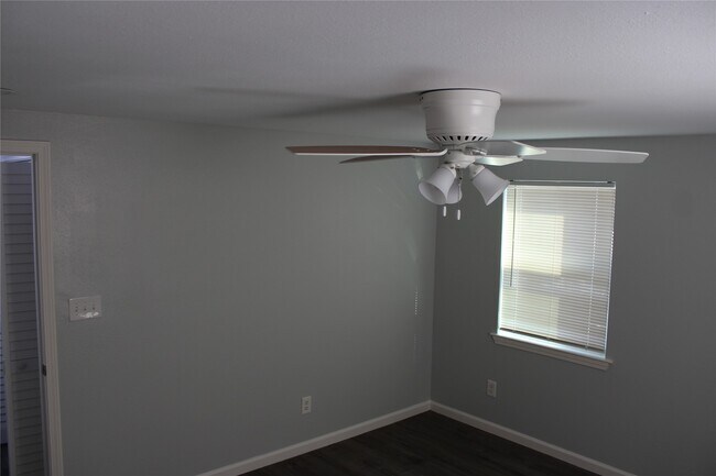 Foto del edificio - 4214 Fuqua St