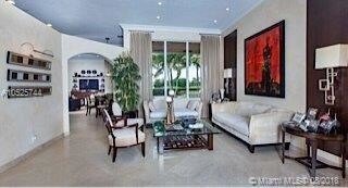 Building Photo - 660 Enclave Cir W
