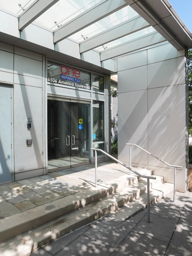 Building Photo - 6506 America Blvd