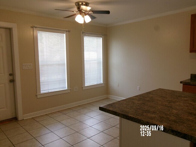 Foto del edificio - 3BR/1.5BA Single Family Home in Pascagoula...