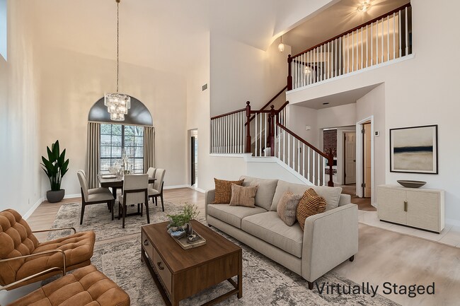 Foto del edificio - Beautiful 4-bedroom, 3-bath home in the de...