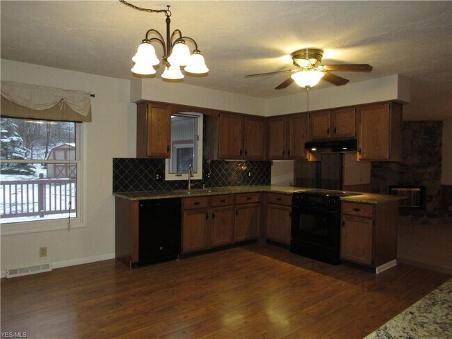Building Photo - 9588 Hoose Rd
