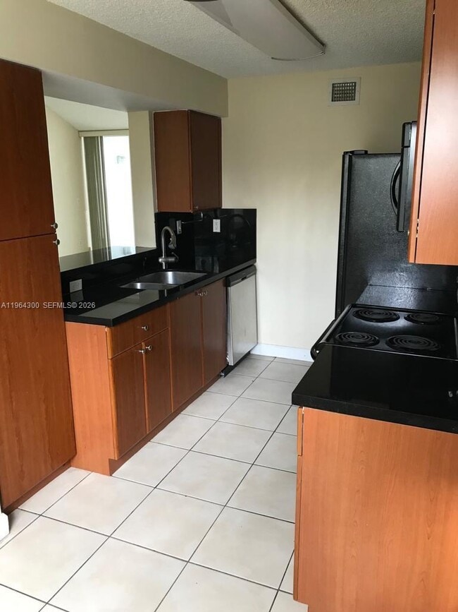 Foto del edificio - 4772 NW 97th Pl