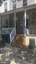 Building Photo - 2611 Barclay St