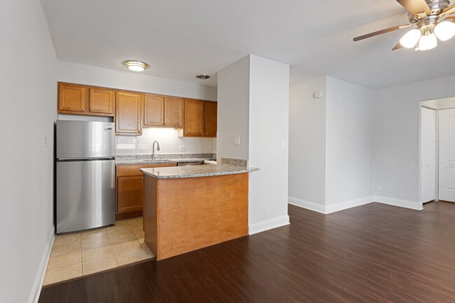 Foto del edificio - 5534 N Kenmore Ave