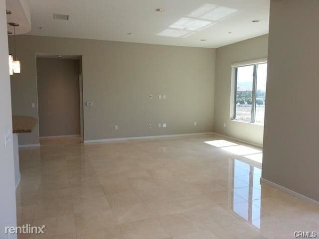 Foto principal - 2 br, 2.5 bath Condo - 21 Gramercy Unit 306