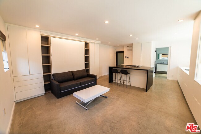 Foto del edificio - 14 Brooks Ave