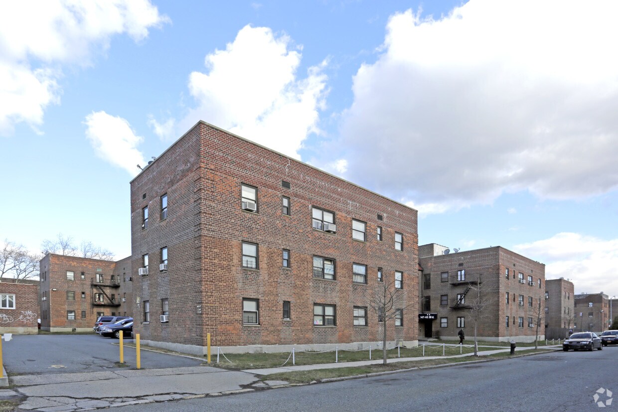 1474014744 73rd Ave, Flushing, NY 11367 Apartments in Flushing, NY