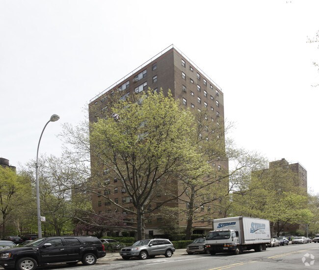Ravenswood Houses Rentals Astoria, NY