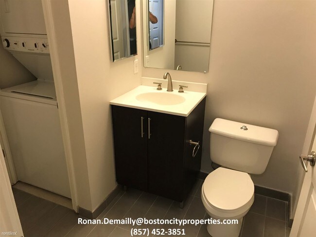 Foto del edificio - Studio, 1 bath  - 750 Harrison Ave