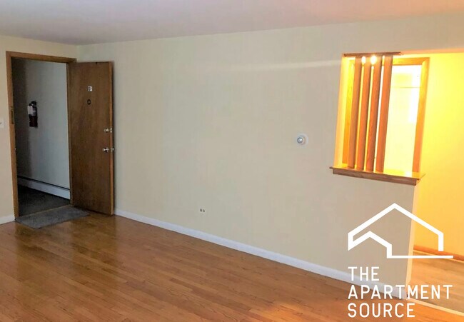 Building Photo - 3522 S Oak Park Ave