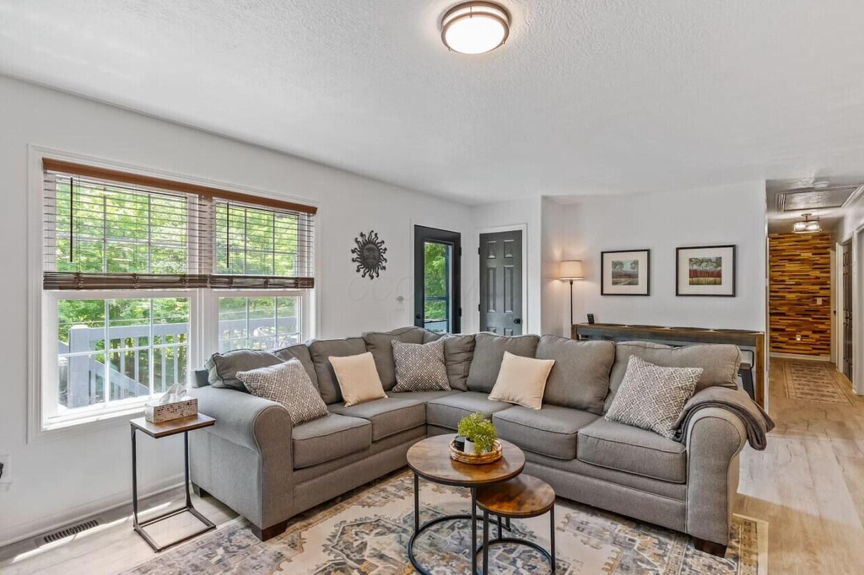 Foto principal - 444 Grand Ridge Dr