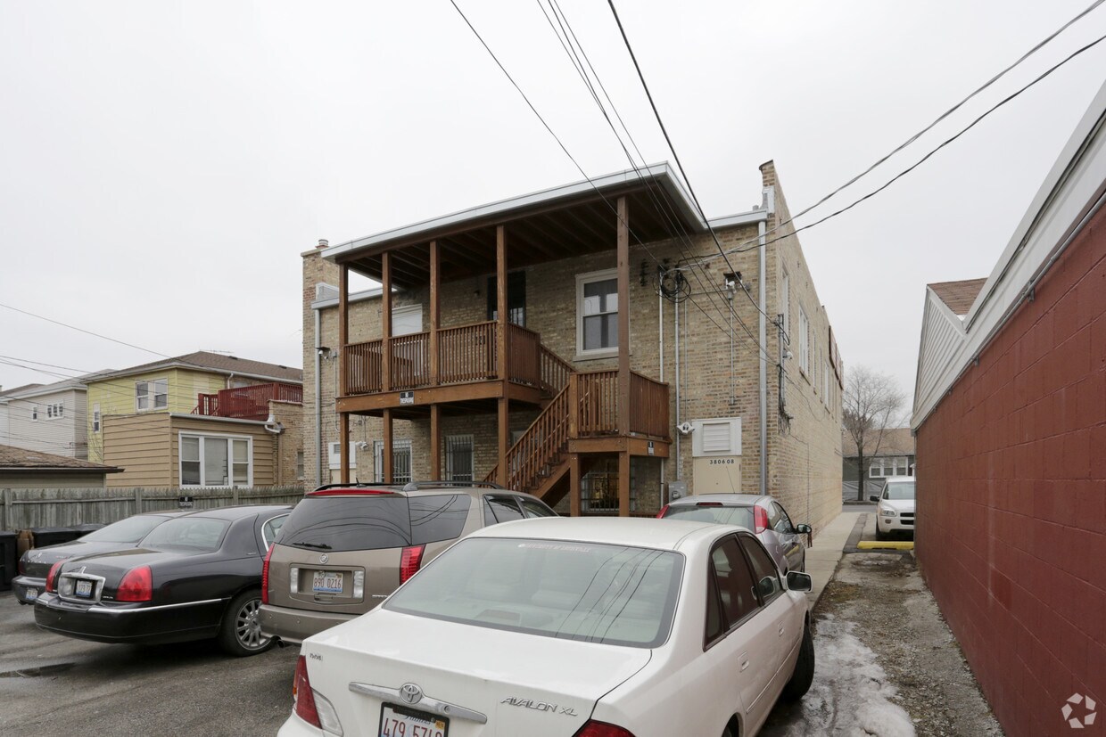 Building Photo - 3806 N Central Ave