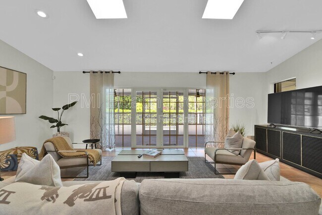 Foto del edificio - 13684 Exotica Ln