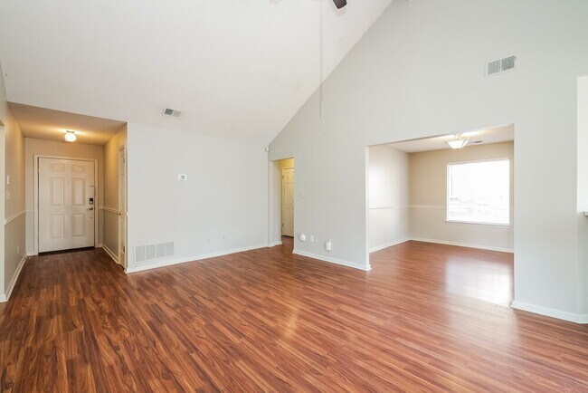 Building Photo - 7099 Showboat Ln
