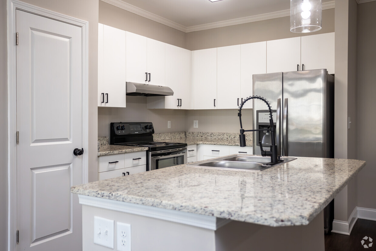 Foto principal - McDowell Creek Court