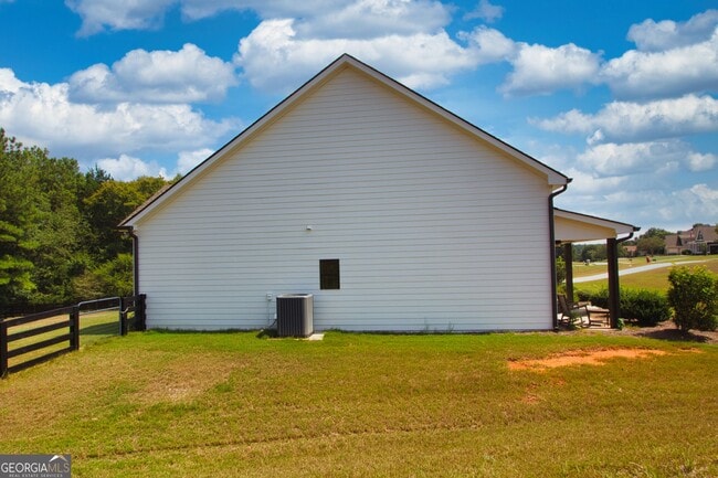 Building Photo - 1020 Arbor Ln