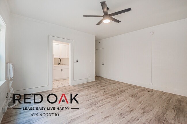 Foto del edificio - 816 S Park View St