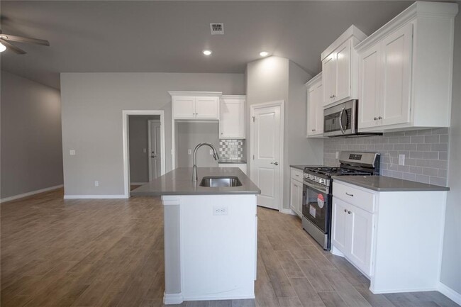 Building Photo - 9105 NW 127th St