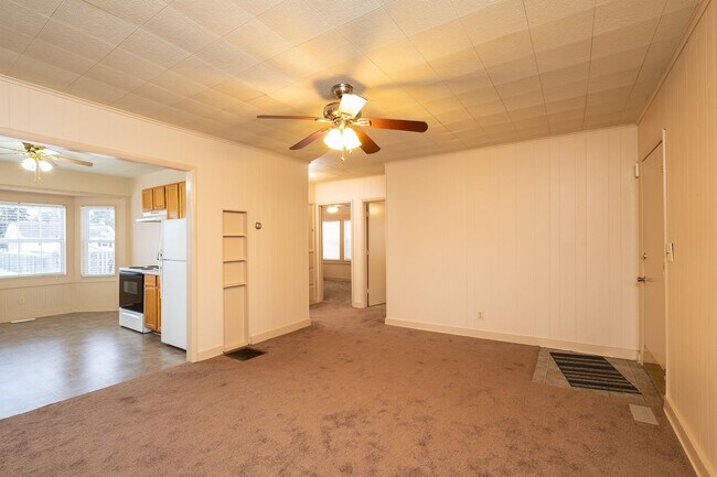 Foto del edificio - Charming Home in Convenient Location!