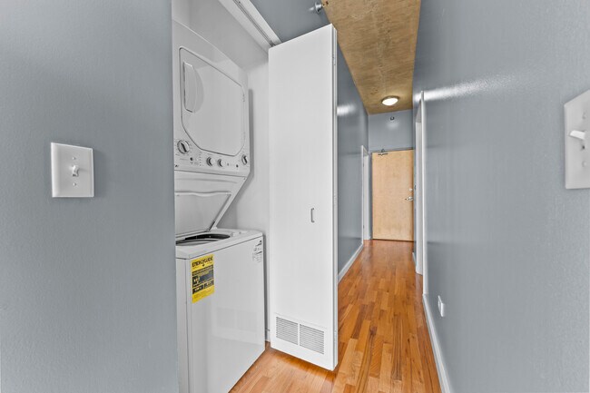 Foto del edificio - 1620 S Michigan Ave