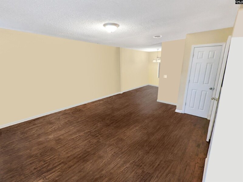 Foto del edificio - 1220 Grove Park Ln