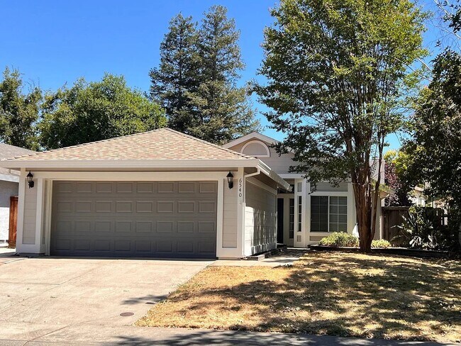 Foto del edificio - 6540 Shasta Creek Way